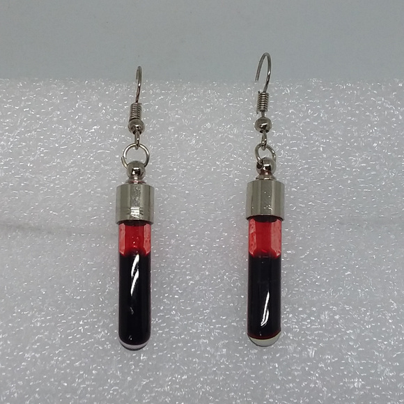 Luny's Emporium Jewelry - 2pcs 32mm Glass Vial Tube Blood Earrings